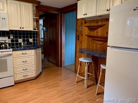 22 Fairview Avenue Madison CT 06443
