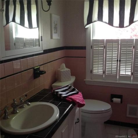 22 Fairview Avenue Madison CT 06443