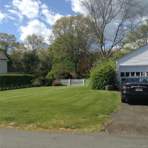 22 Fairview Avenue Madison CT 06443