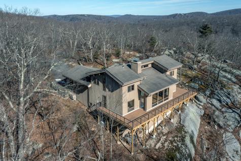 21 Mauweehoo Hill Sherman CT 06784