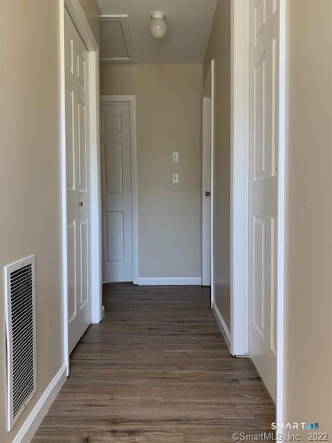 15 Krakow Street Derby CT 06418