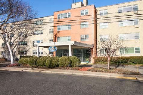 292 Pequot Avenue New London CT 06320