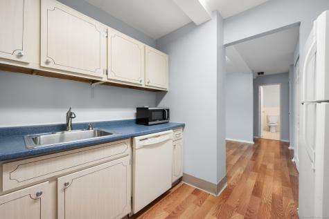 292 Pequot Avenue New London CT 06320