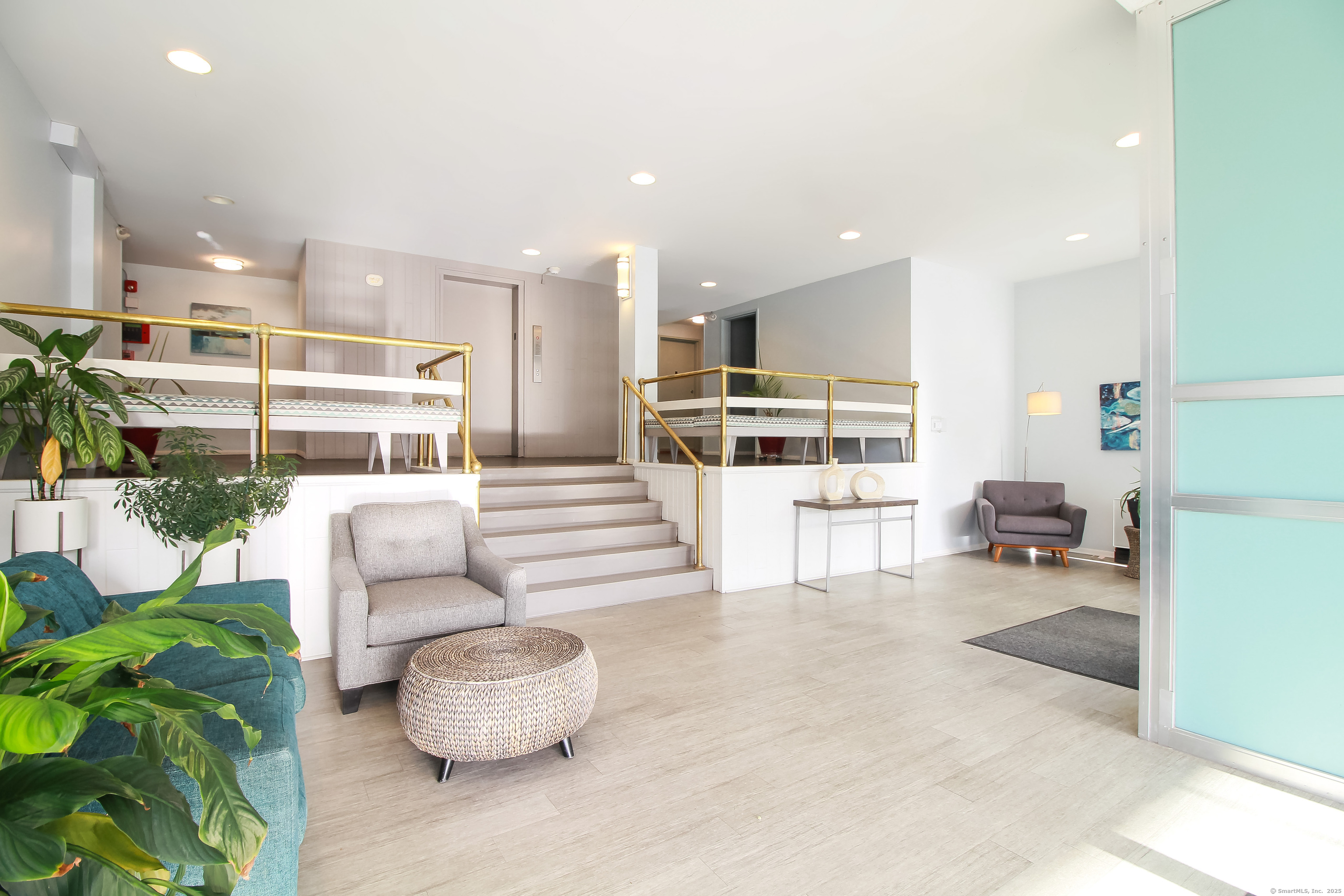 292 Pequot Avenue New London CT 06320