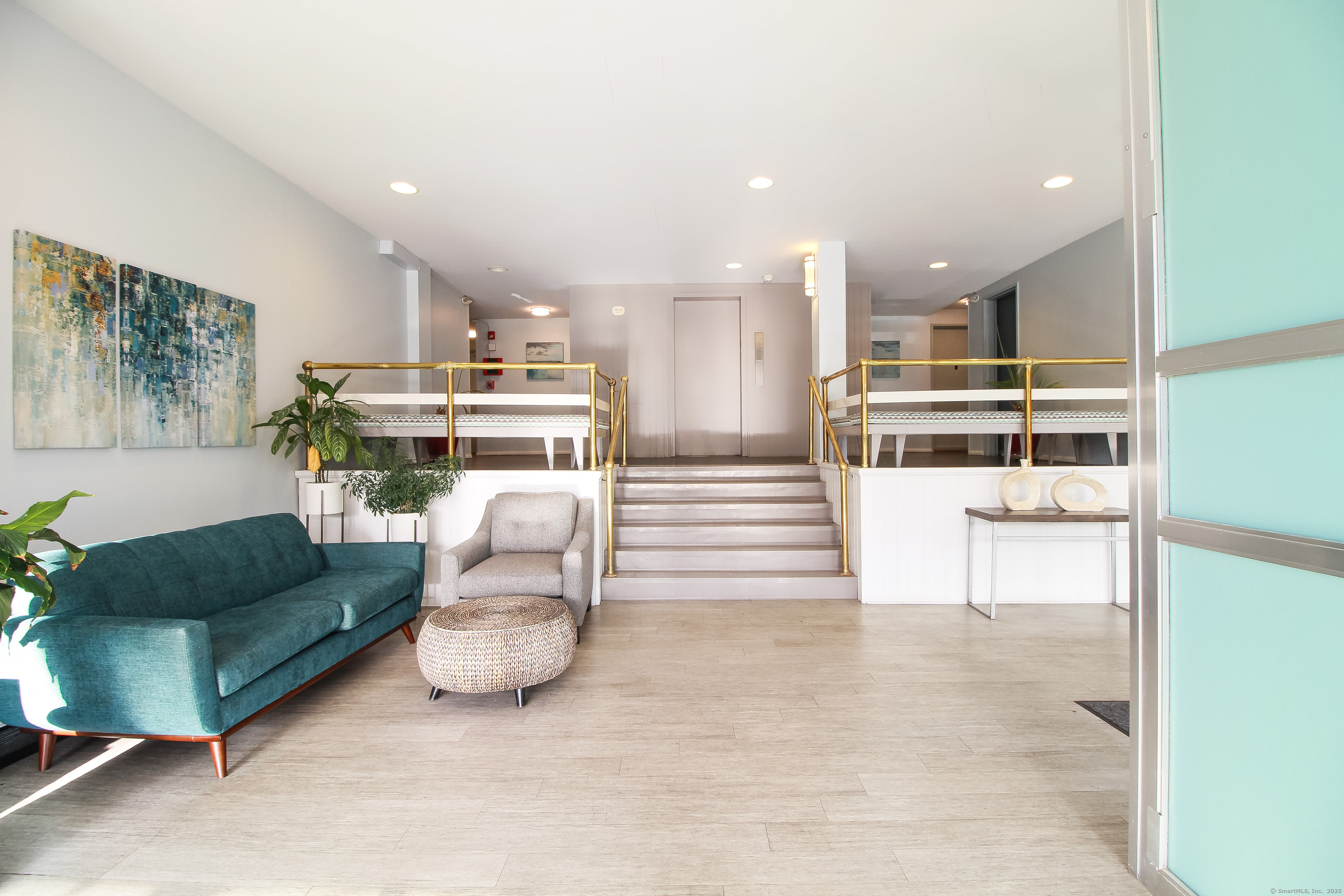 292 Pequot Avenue New London CT 06320