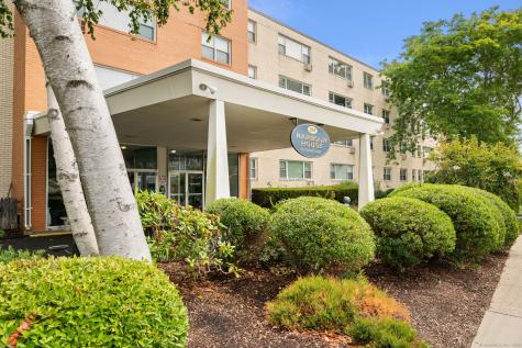 292 Pequot Avenue New London CT 06320