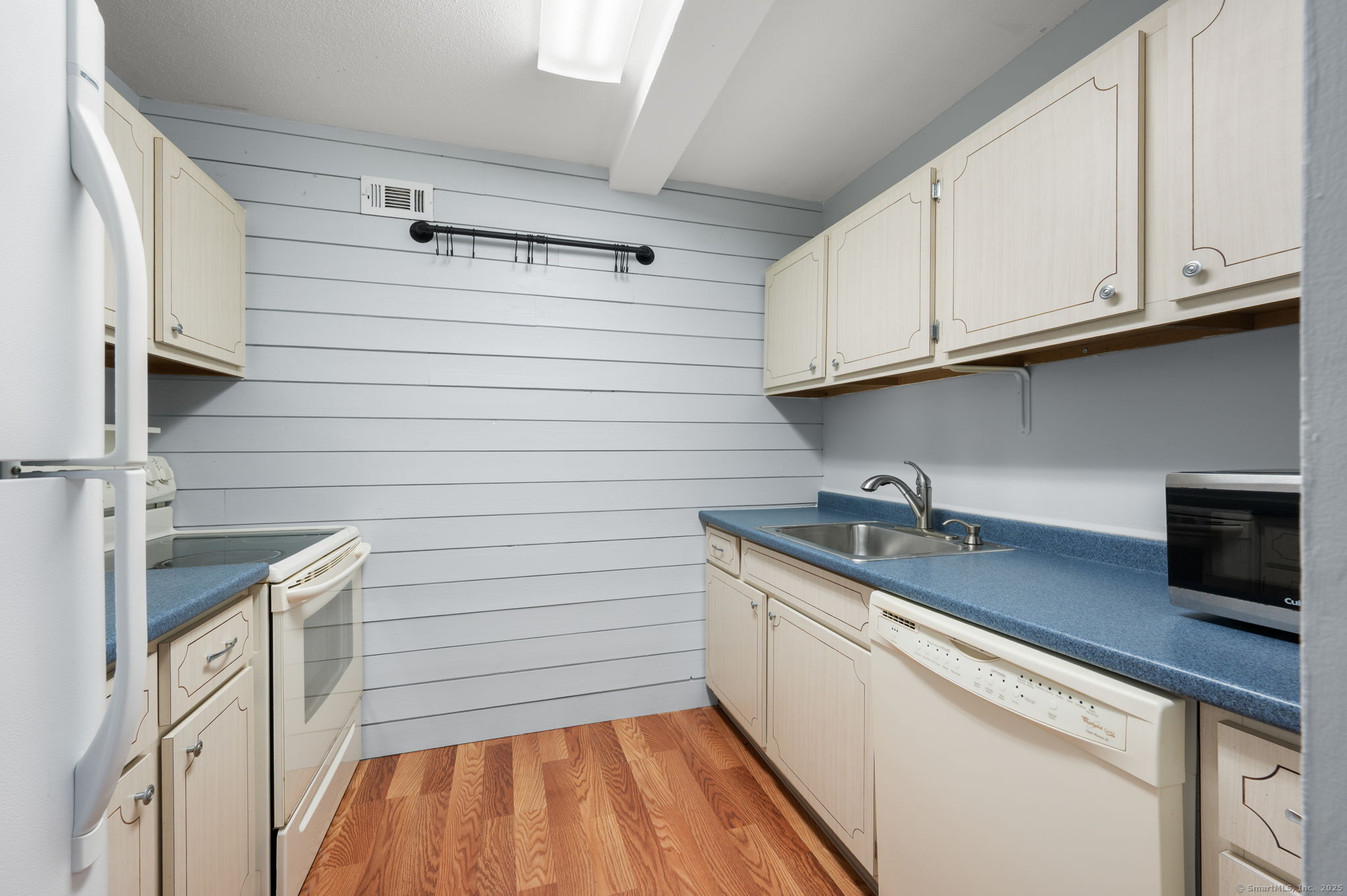 292 Pequot Avenue New London CT 06320