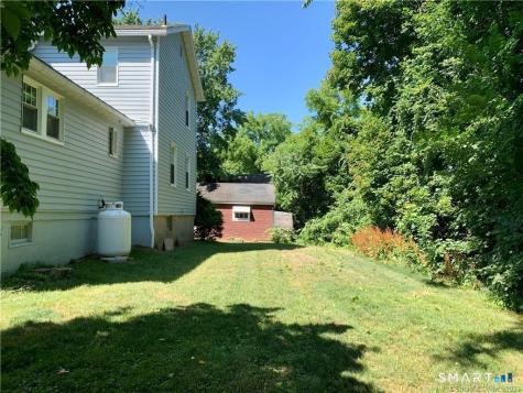 575 Butternut Street Middletown CT 06457