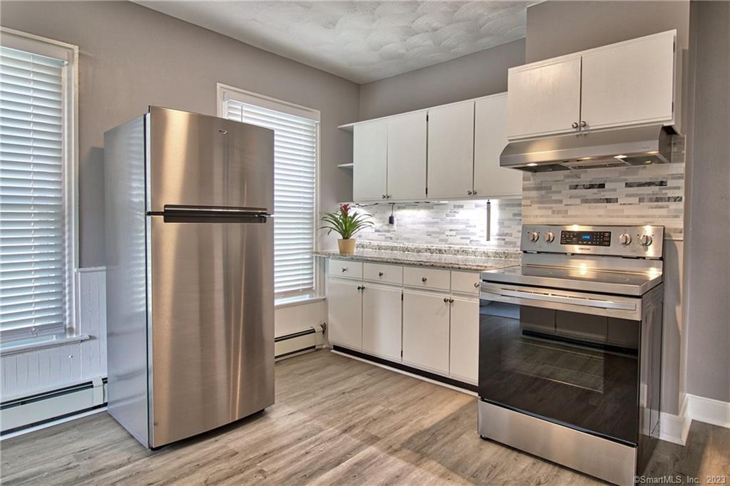 12 Loveland Street Middletown CT 06457