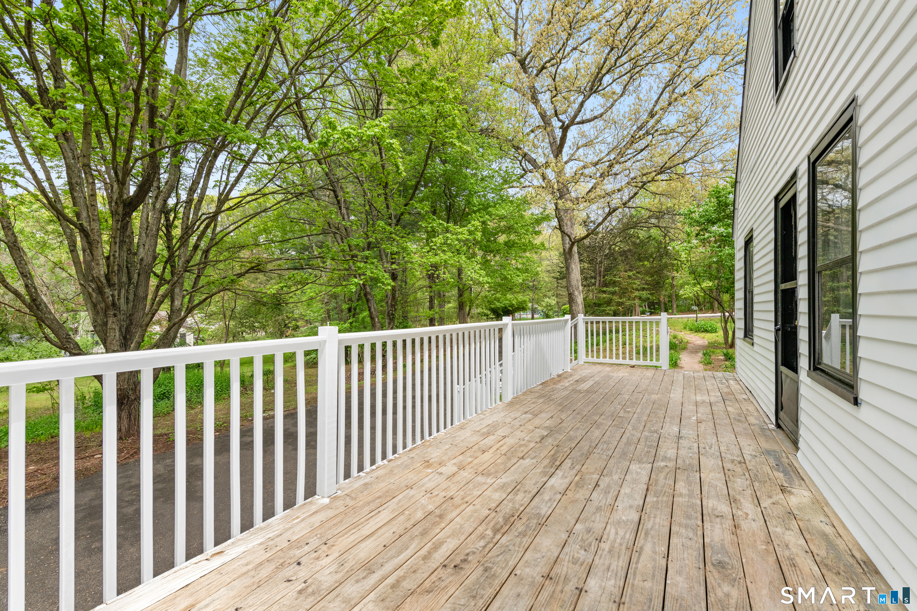 1335 Wolf Hill Road Cheshire CT 06410