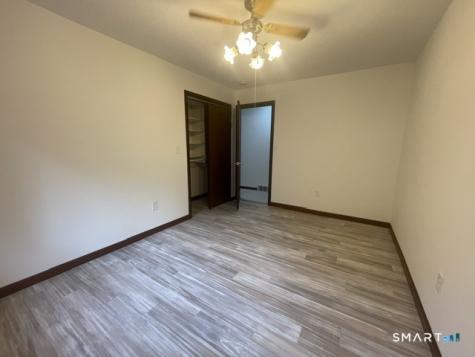 10 Bluff Rd W Ledyard CT 06335