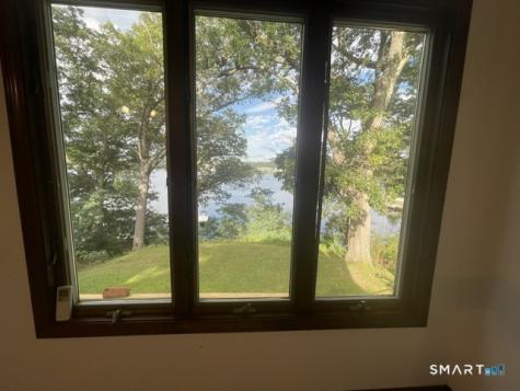 10 Bluff Rd W Ledyard CT 06335