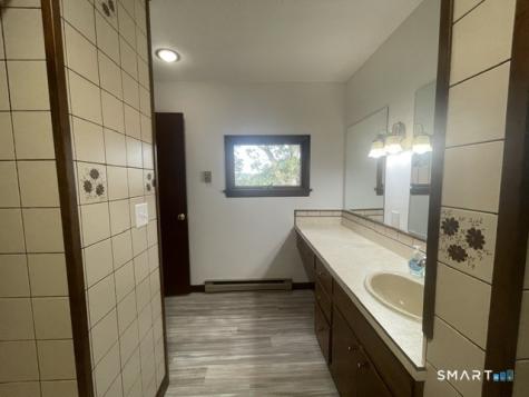 10 Bluff Rd W Ledyard CT 06335