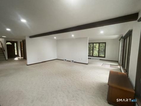10 Bluff Rd W Ledyard CT 06335