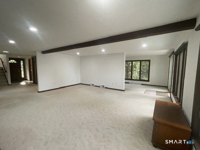 10 Bluff Rd W Ledyard CT 06335