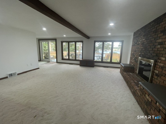 10 Bluff Rd W Ledyard CT 06335