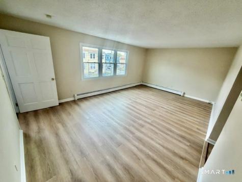 114 Waldorf Avenue Bridgeport CT 06605