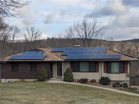8 Cloverleaf Drive New Fairfield CT 06812