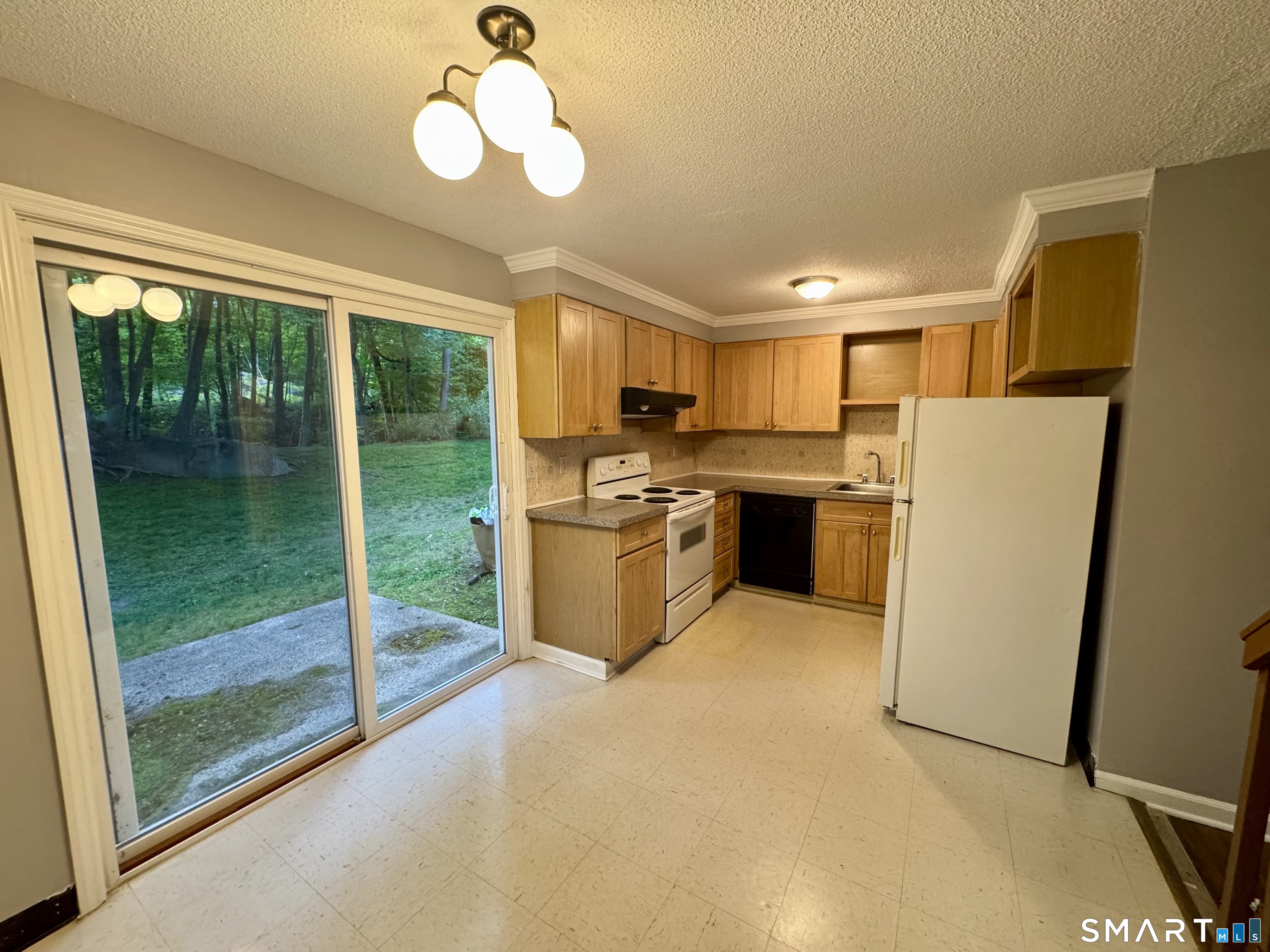 1370 Highland Avenue Waterbury CT 06708