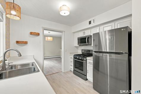 2 Talcott Glen Road Farmington CT 06032