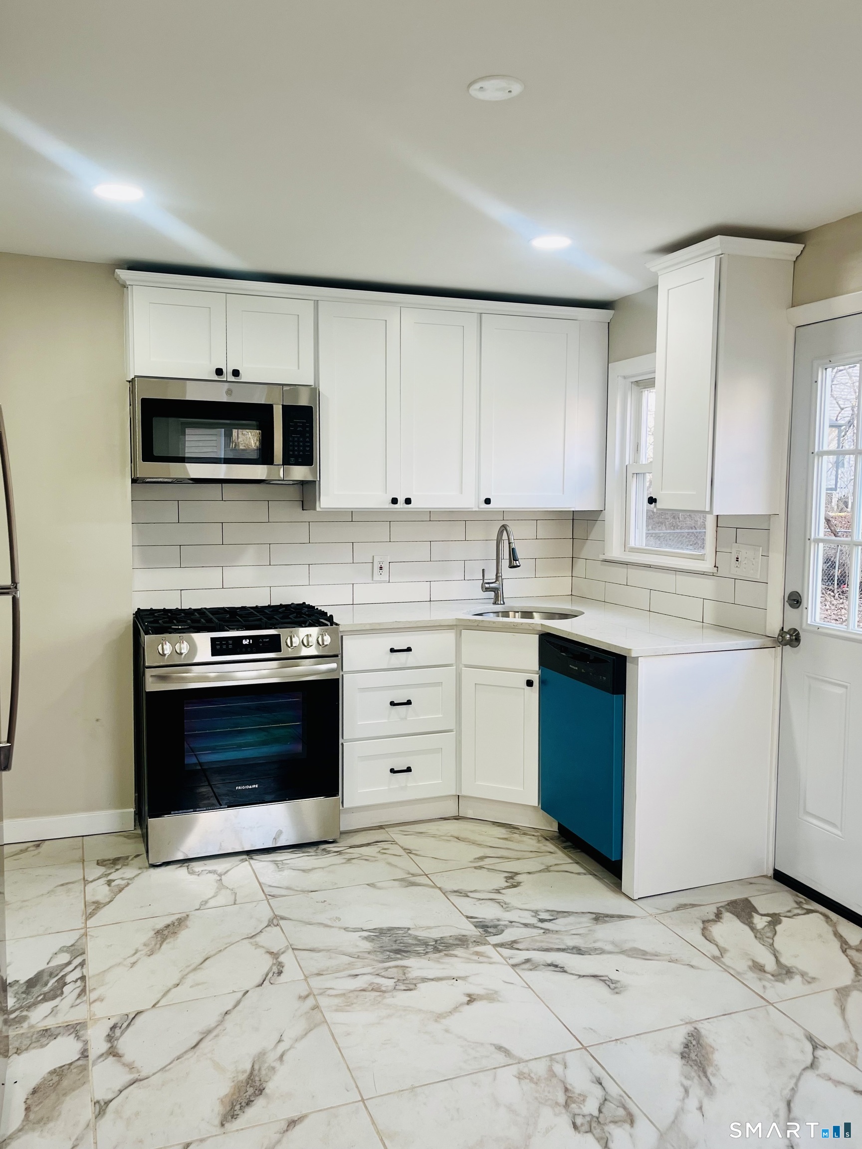 10 Baltic Street Hartford CT 06112