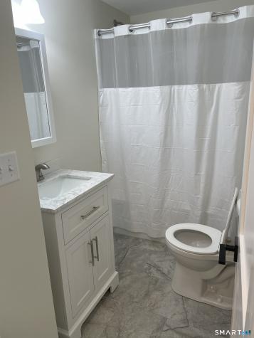 1039 North Road Groton CT 06340