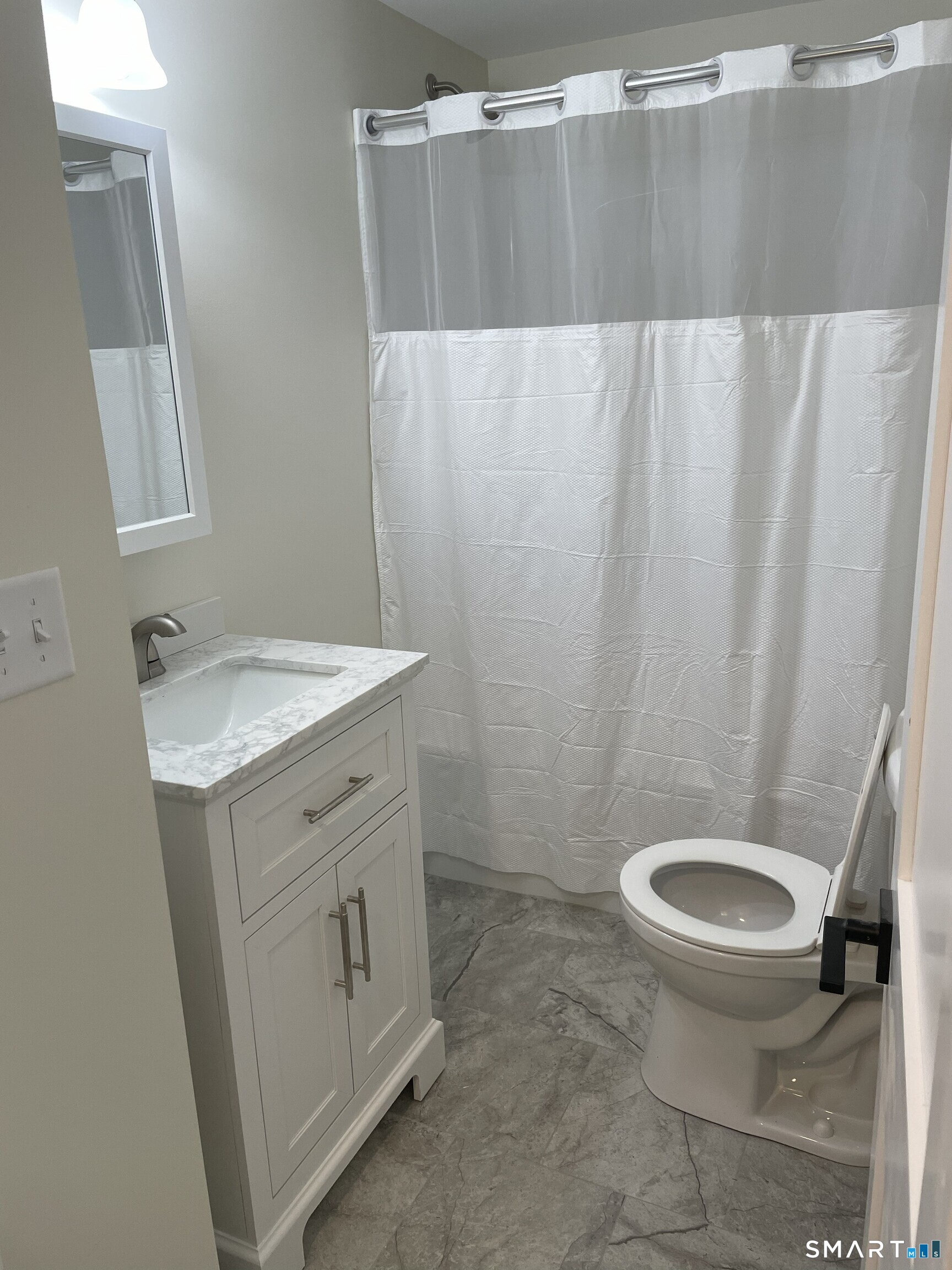 1039 North Road Groton CT 06340