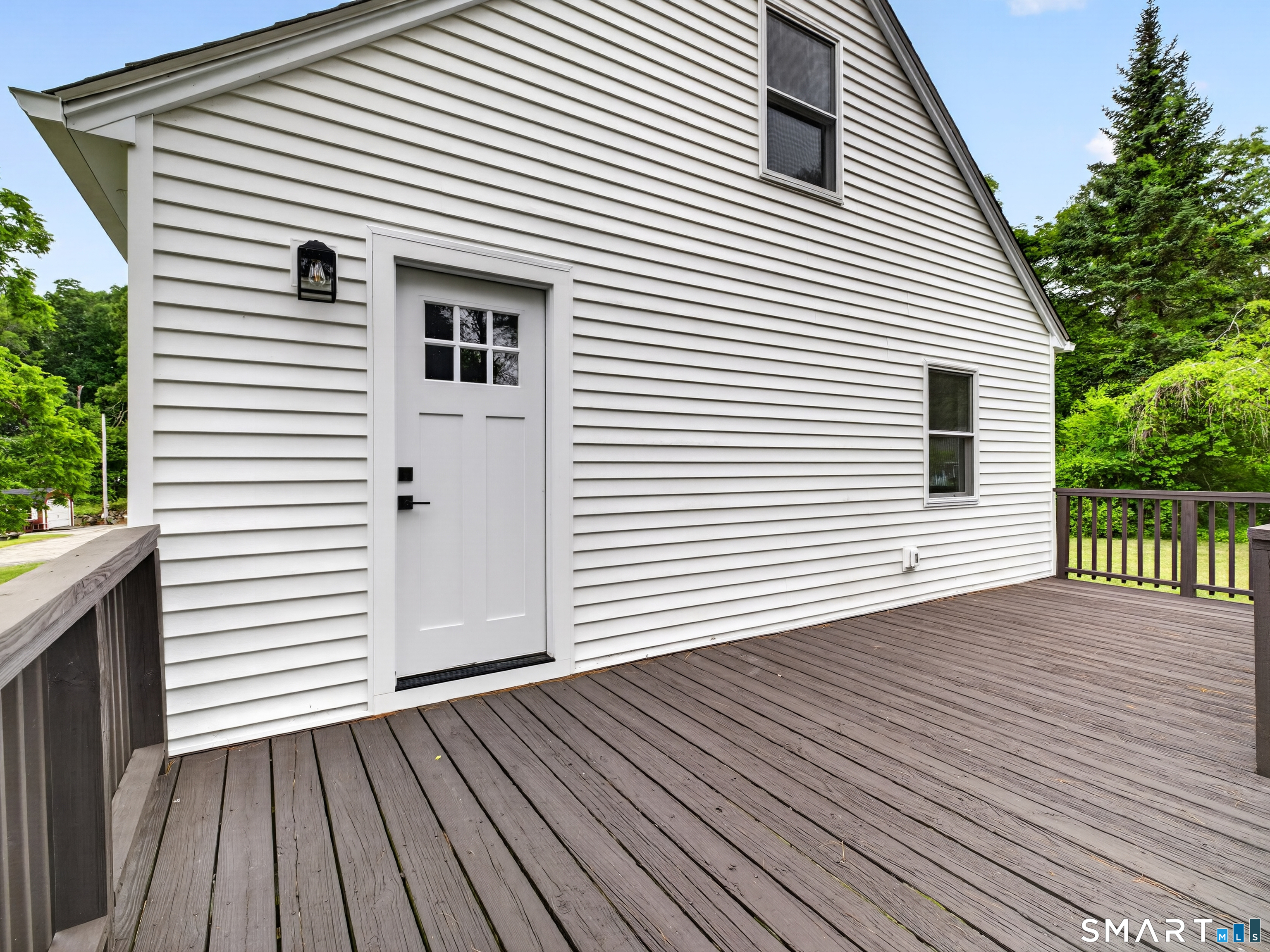 1039 North Road Groton CT 06340