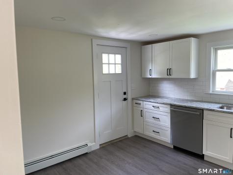 1039 North Road Groton CT 06340