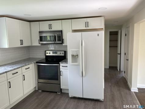 1039 North Road Groton CT 06340
