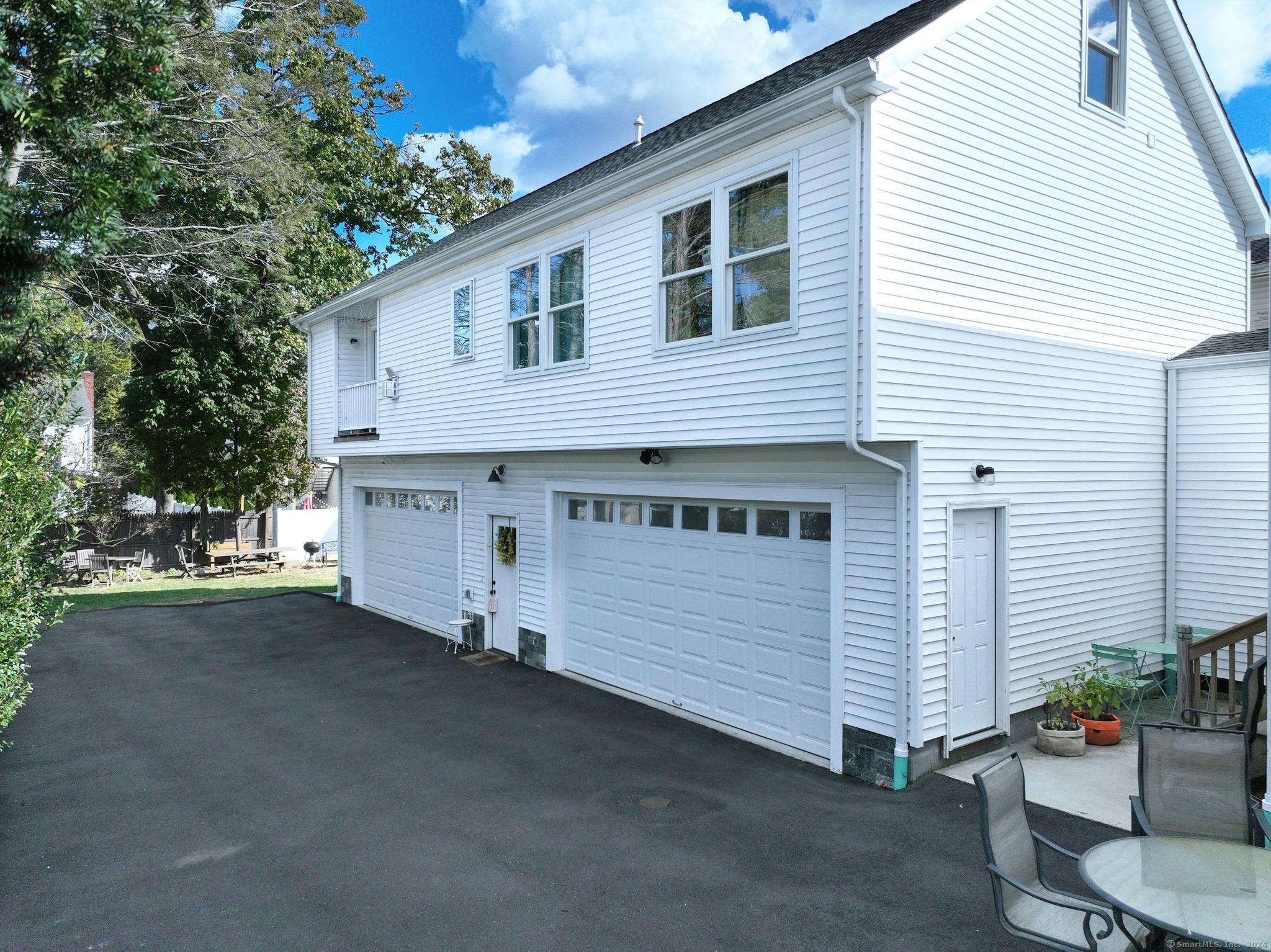 33 Elm Tree Place Stamford CT 06906