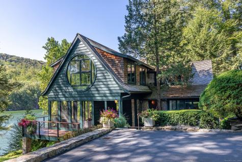 21 Echo Drive New Milford CT 06776