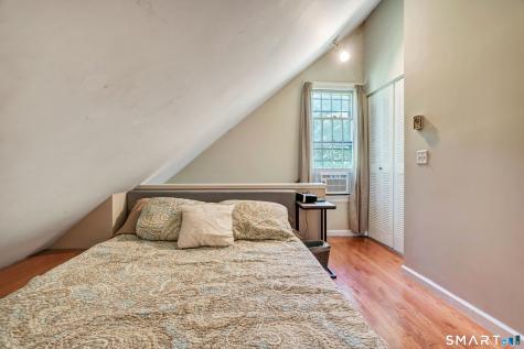 6 River Colony Guilford CT 06437