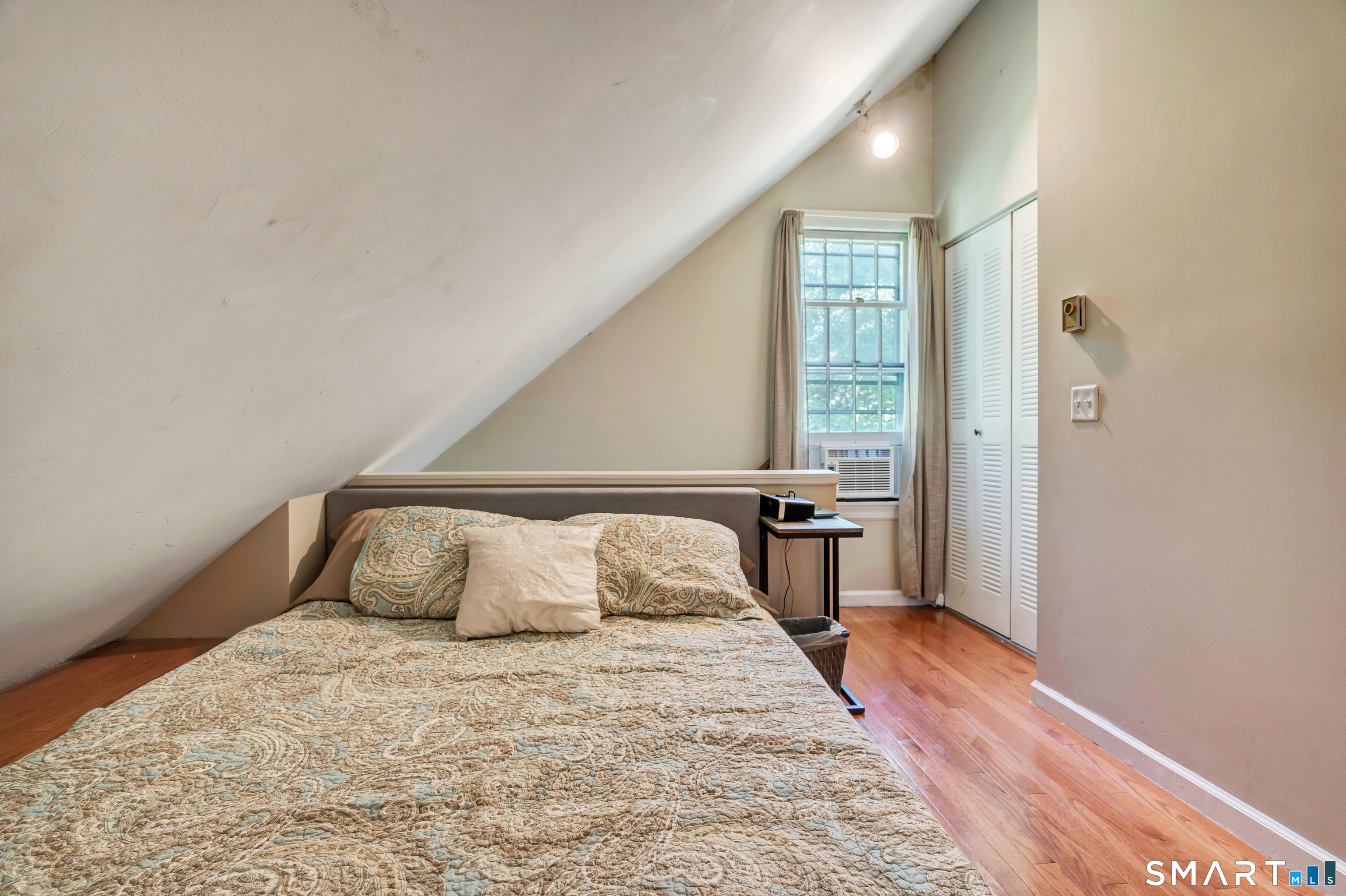 6 River Colony Guilford CT 06437