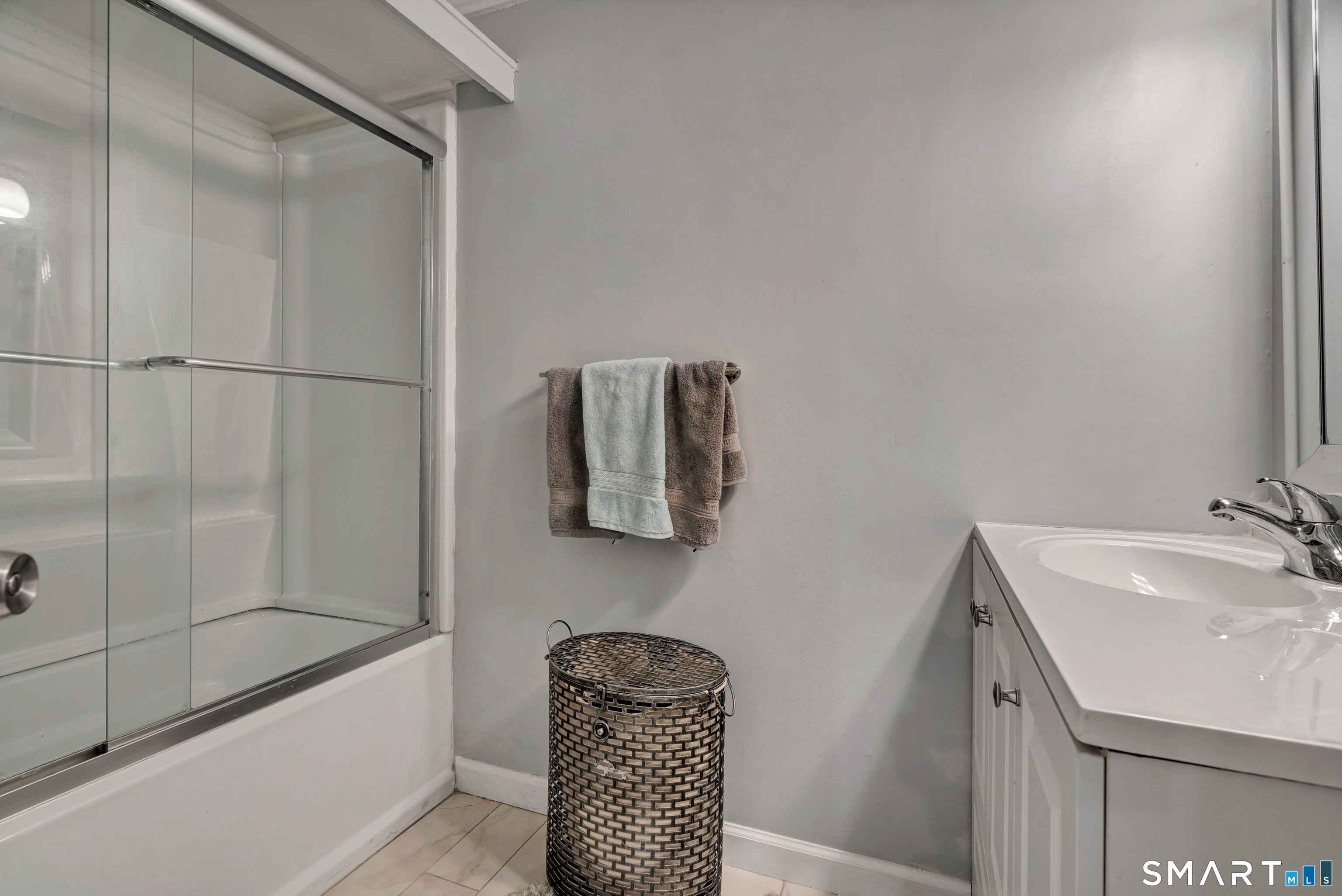 6 River Colony Guilford CT 06437