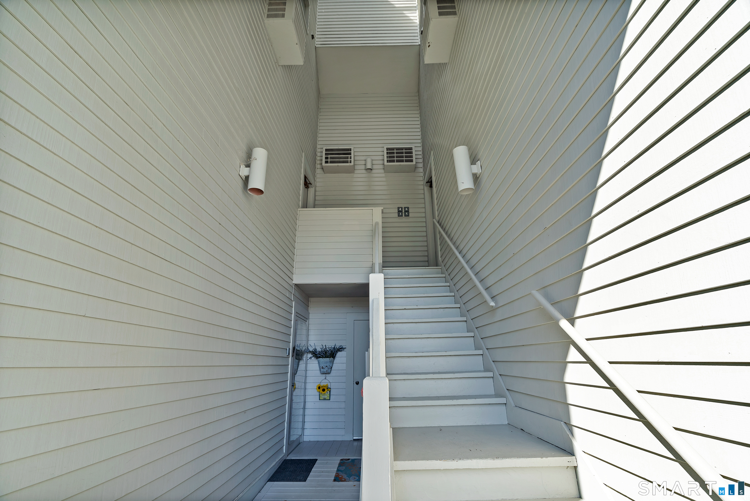 6 River Colony Guilford CT 06437