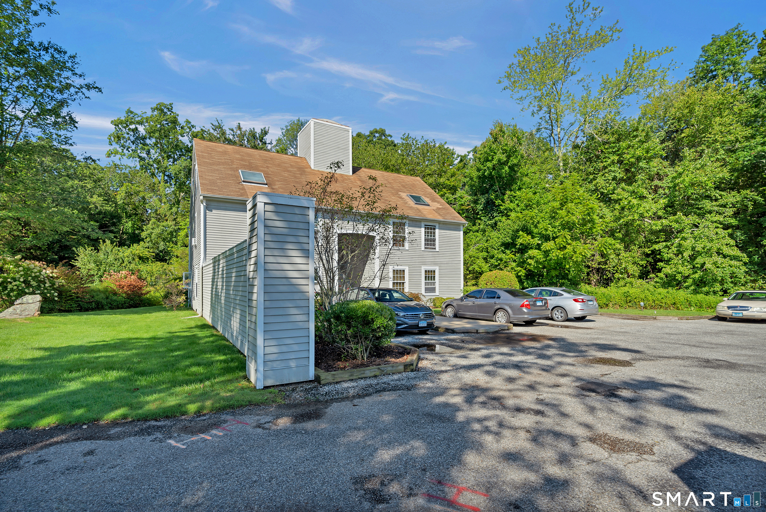 6 River Colony Guilford CT 06437