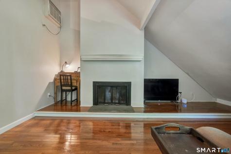 6 River Colony Guilford CT 06437