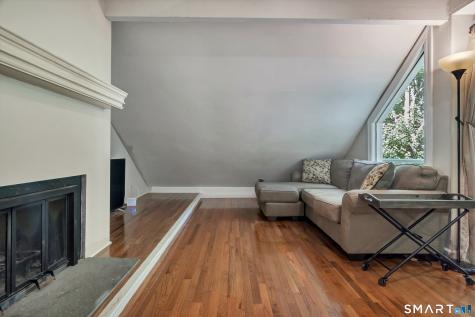 6 River Colony Guilford CT 06437