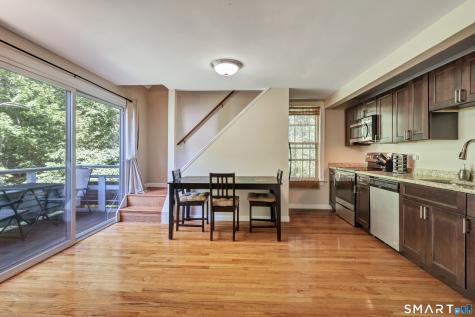 6 River Colony Guilford CT 06437