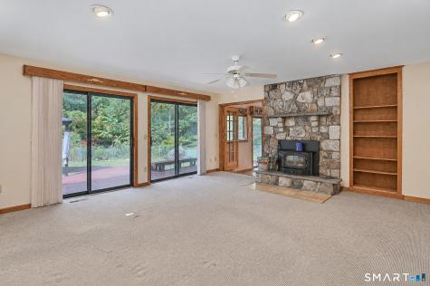 5 Fawn Crest Drive New Fairfield CT 06812