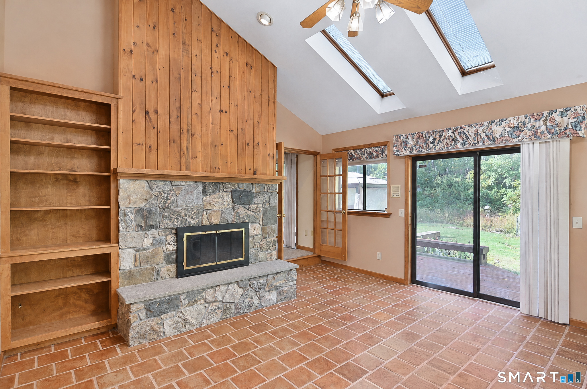 5 Fawn Crest Drive New Fairfield CT 06812