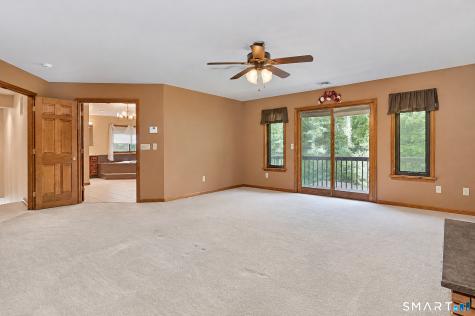 5 Fawn Crest Drive New Fairfield CT 06812