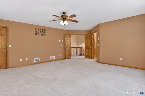5 Fawn Crest Drive New Fairfield CT 06812