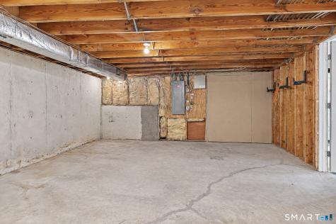 5 Fawn Crest Drive New Fairfield CT 06812