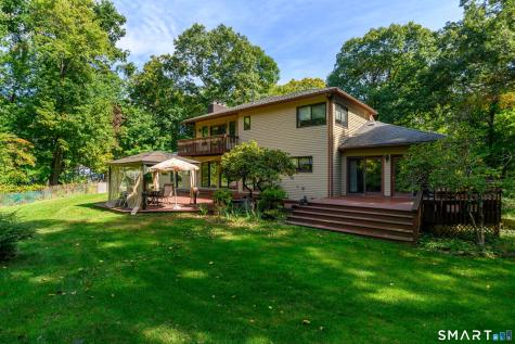5 Fawn Crest Drive New Fairfield CT 06812