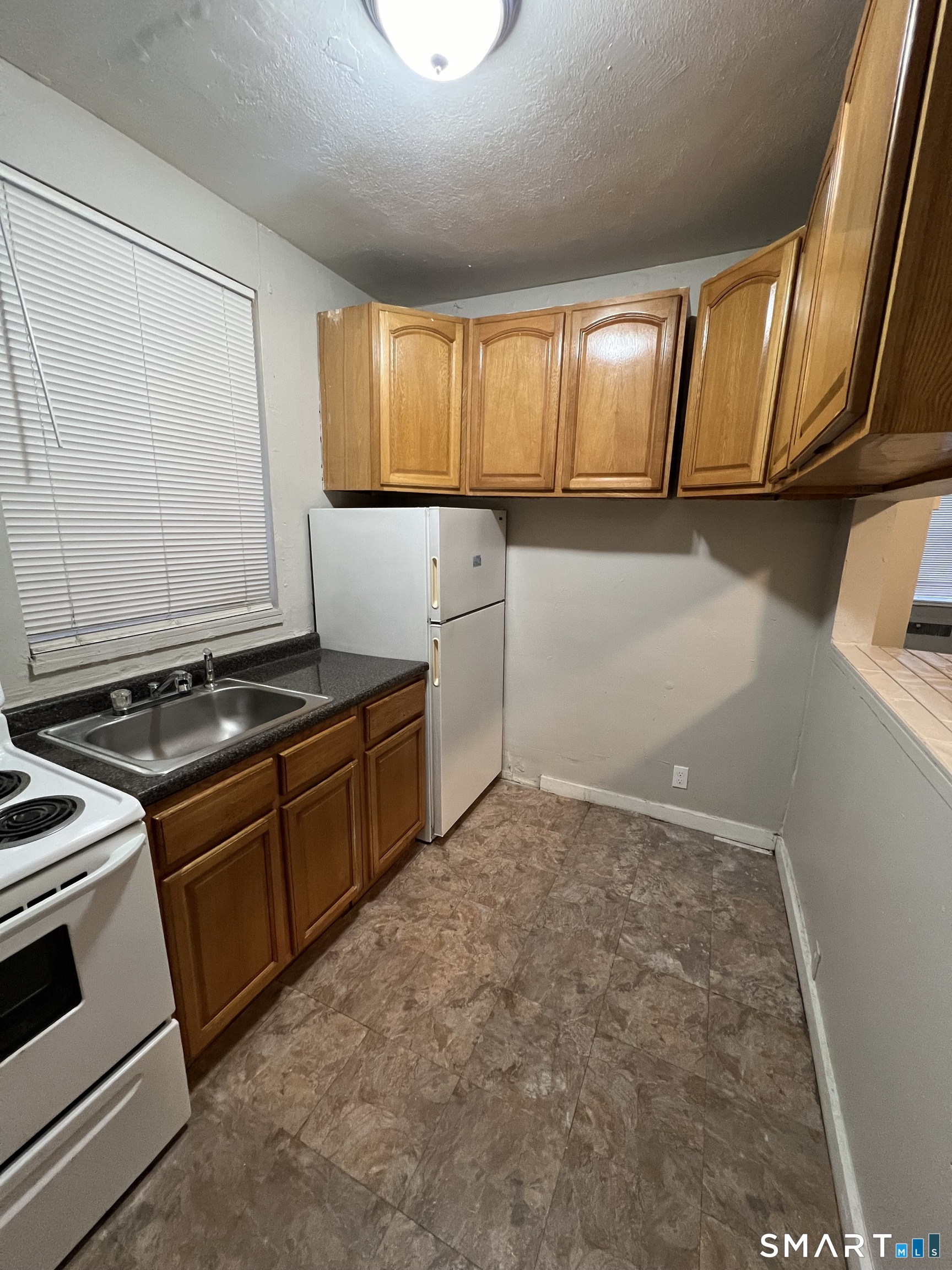 276 Collins Street Hartford CT 06105