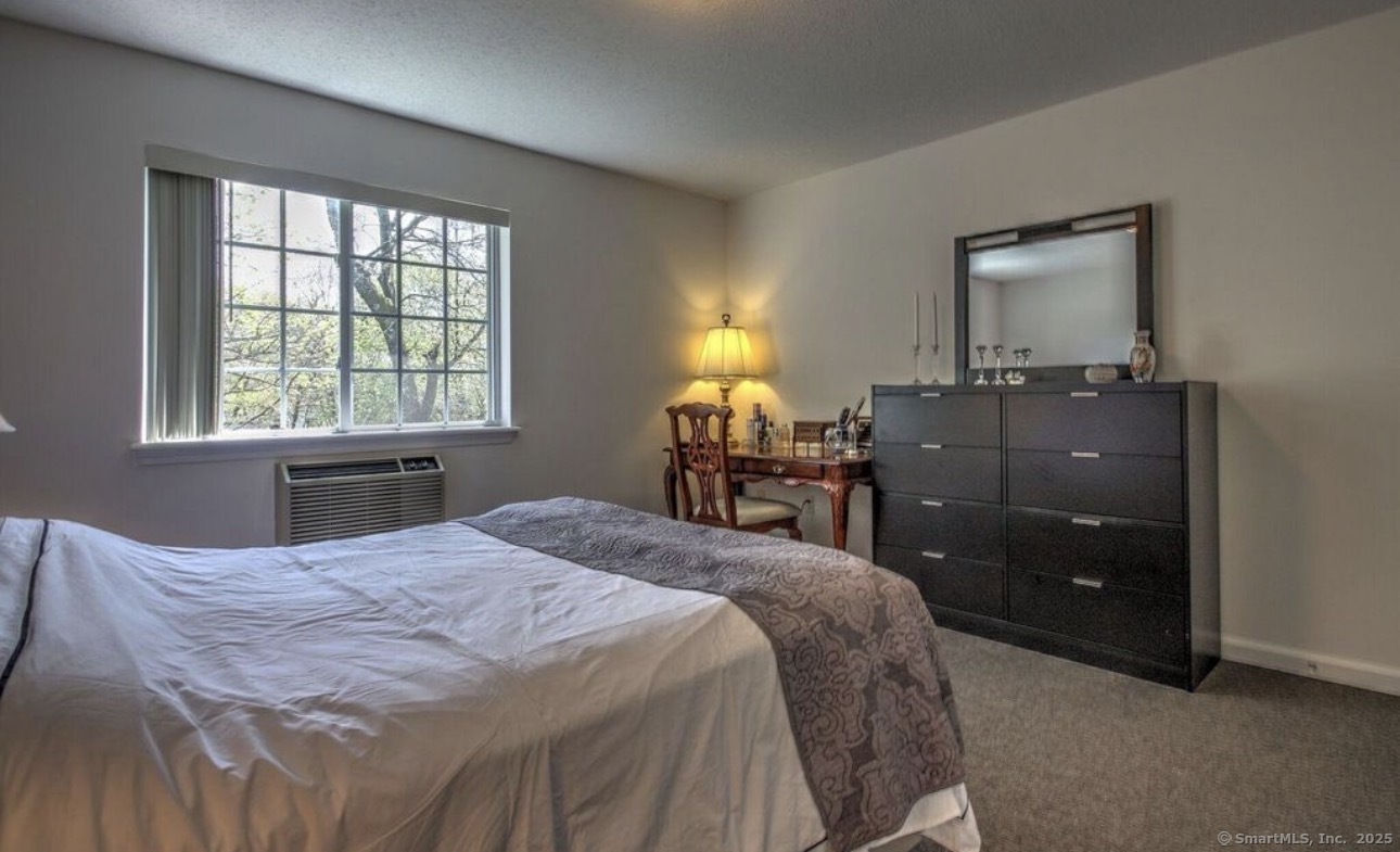 256 Peck Lane Orange CT 06477