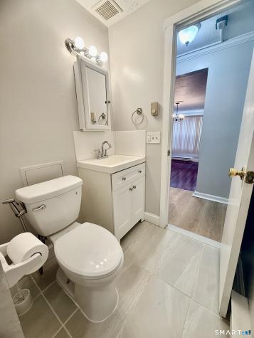 801 Pleasant Valley Condo Road South Windsor CT 06074
