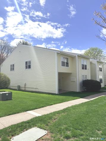 801 Pleasant Valley Condo Road South Windsor CT 06074